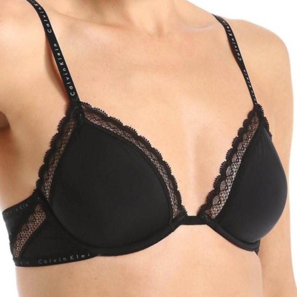 Calvin Klein signature unlined plunge bra